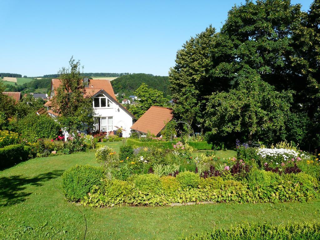 Haus Mit Aussicht Horn-Bad Meinberg Exterior foto